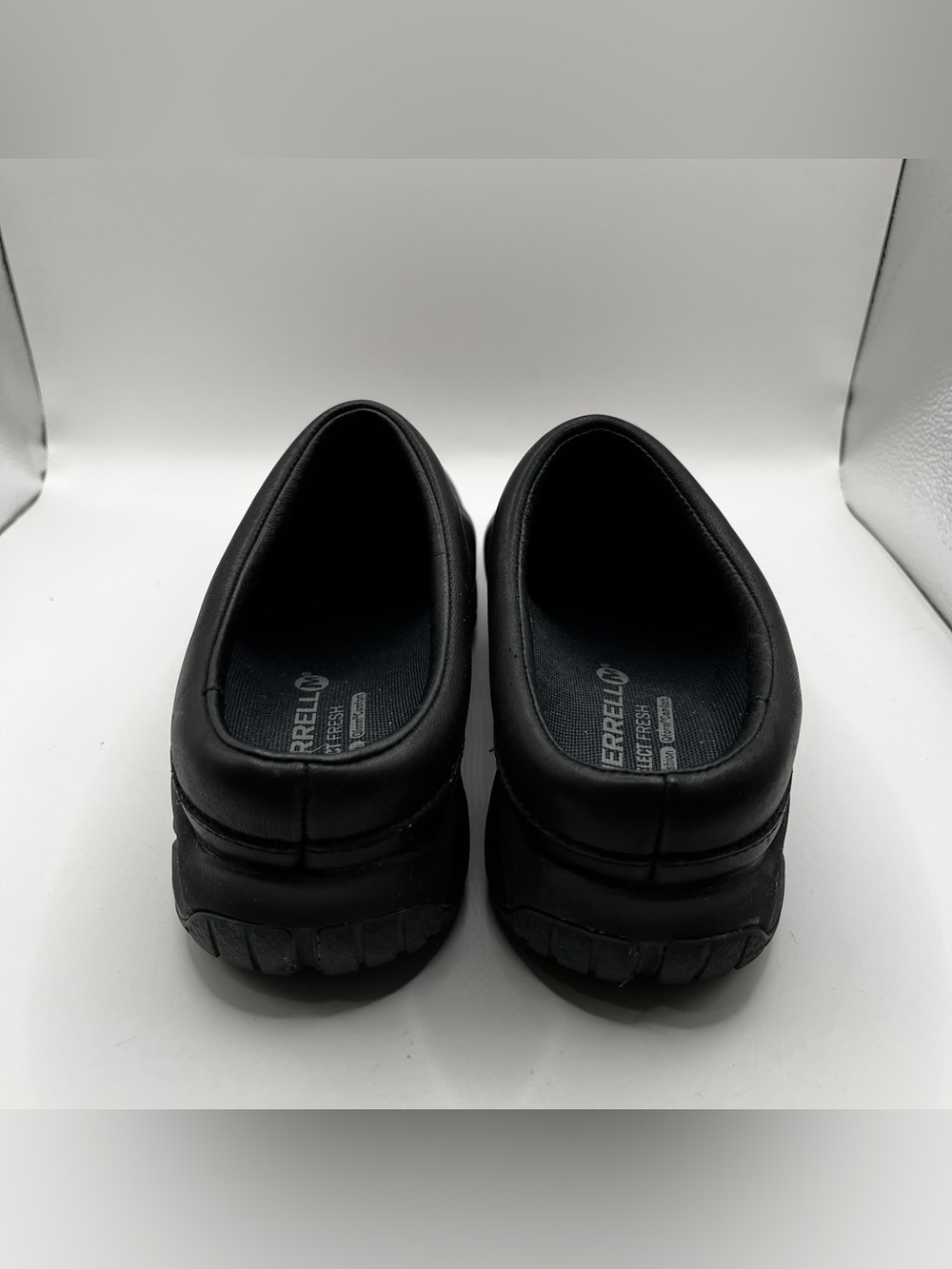 Merrell Encore Nova 4 black leather slip on clogs size 6 EUC - Picture 6 of 10